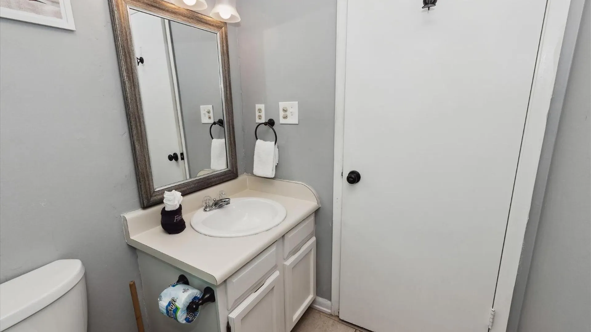 Sandpiper Cove 3209- By Holiday Isle Properties Destin Apartment
